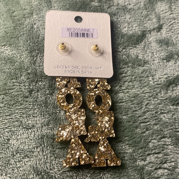 Gold, green, purple, NOLA - New Orleans Mardi Gras earrings! - Picture 3 of 4